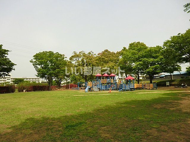 【サンリットハウスの公園】