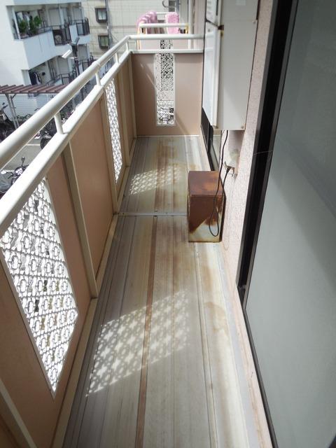 バルコニー　１Ｆは専用庭となります