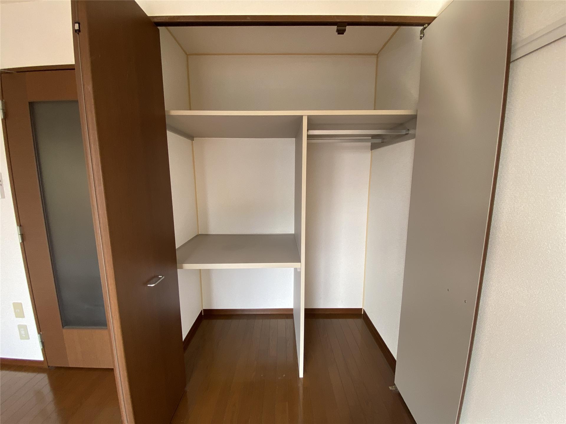 収納　広々としたクローゼットです