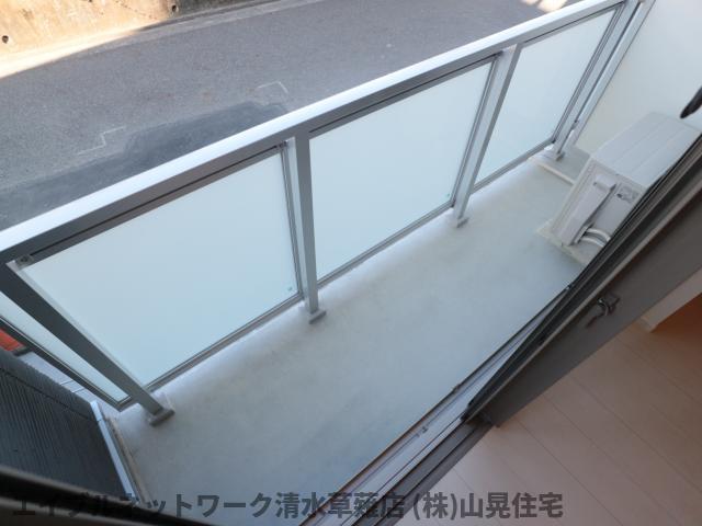 【静岡市葵区瀬名川のマンションのバルコニー】