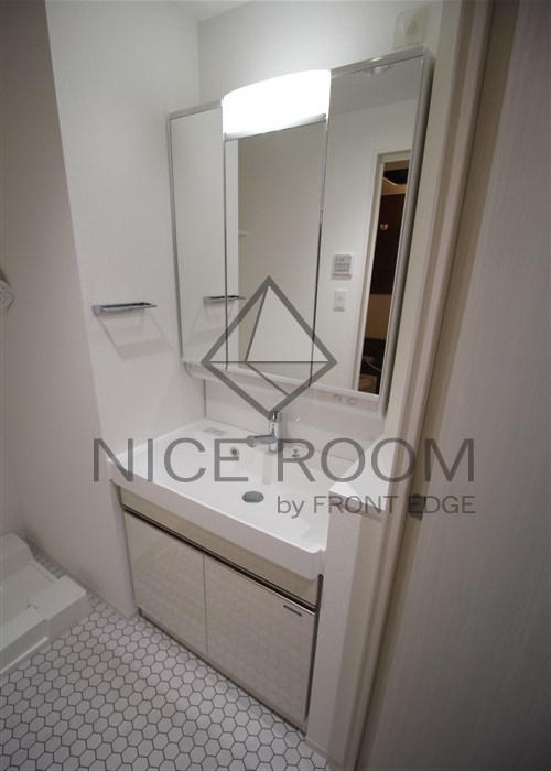 洗面設備　レオンコンフォート十三　独立洗面台