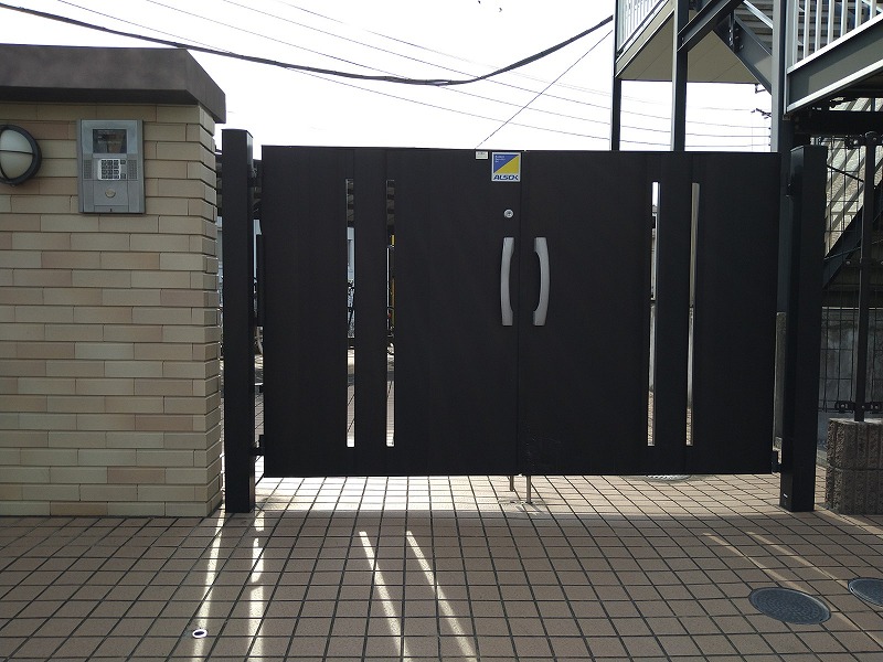 セキュリティ　オートロックゲート