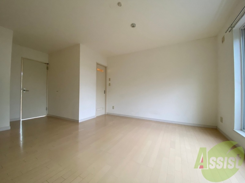 居室・リビング　広くてキレイなお部屋が広がっていて、充実した生活が送れそう。