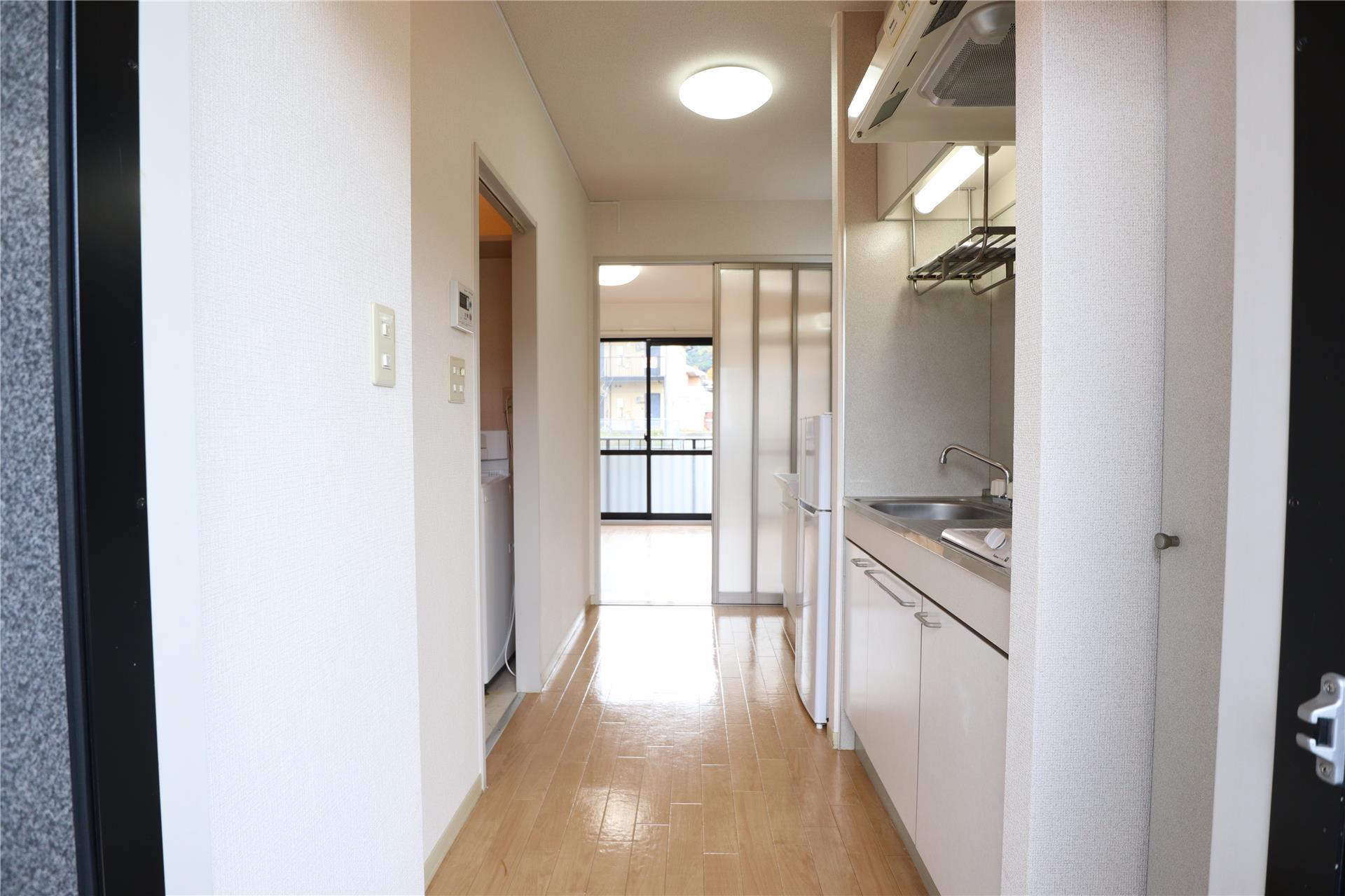 玄関　写真はイメージです。実際のお部屋と異なる場合があります。