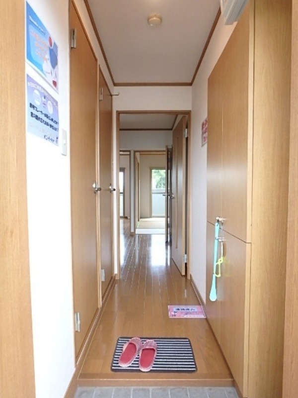 玄関　図面と現状に相違がある場合には現状を優先