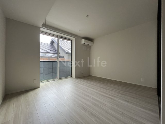 居室・リビング　カナル