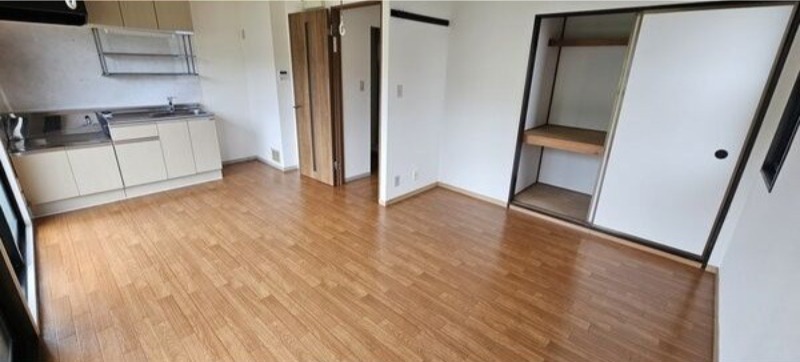 居室・リビング　図面と現状に相違がある場合には現状を優先