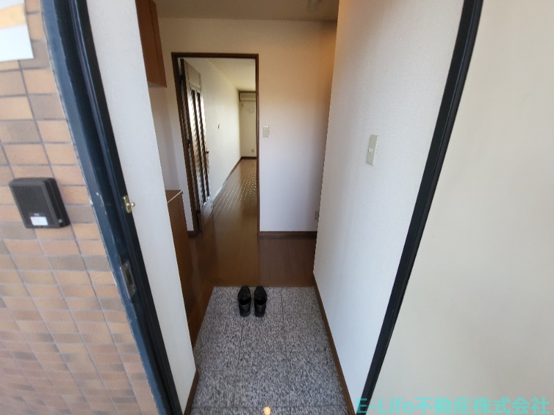玄関　※写真別部屋