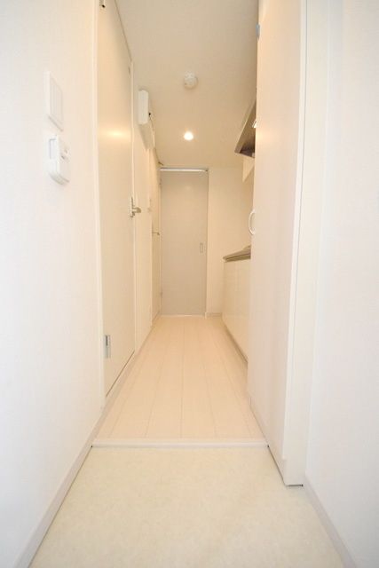 玄関　★駅近・オシャレなお部屋★