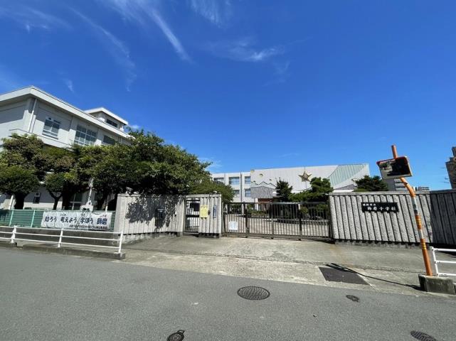 小学校　飾磨小学校（小学校）まで1912m