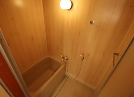 バス・シャワールーム　実際と異なる場合は現況優先です。