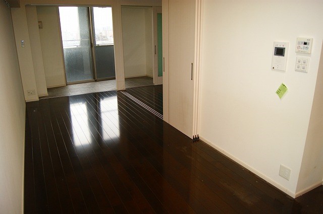 居室・リビング　綺麗で広めの室内☆