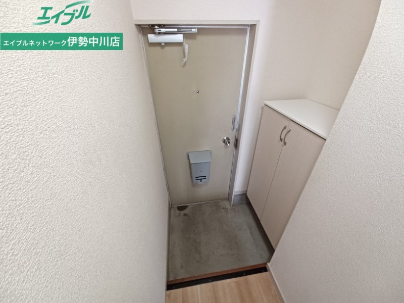 玄関　別部屋同型写真