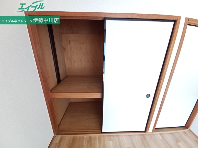 収納　別部屋同型写真