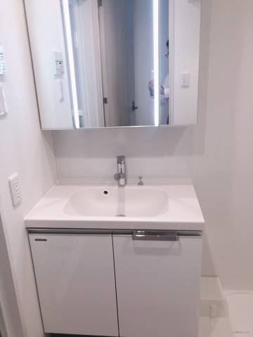 洗面設備　同仕様