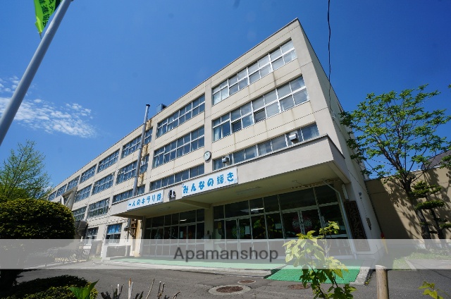 小学校　札幌市立ひばりが丘小学校（小学校）まで1119m