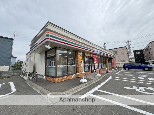 コンビニ　セブン－イレブン札幌厚別西４条店（コンビニ）まで1056m