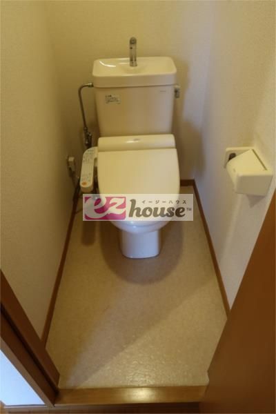 トイレ　別部屋の参考写真です