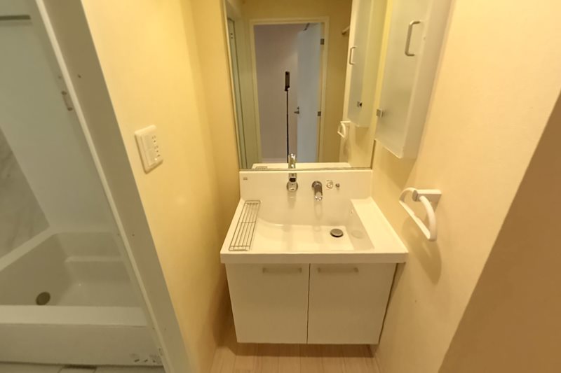 洗面設備　※反転部屋参考