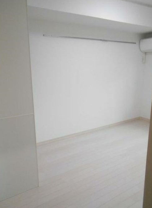 居室・リビング　こちらの居間で趣味の時間をお楽しみください