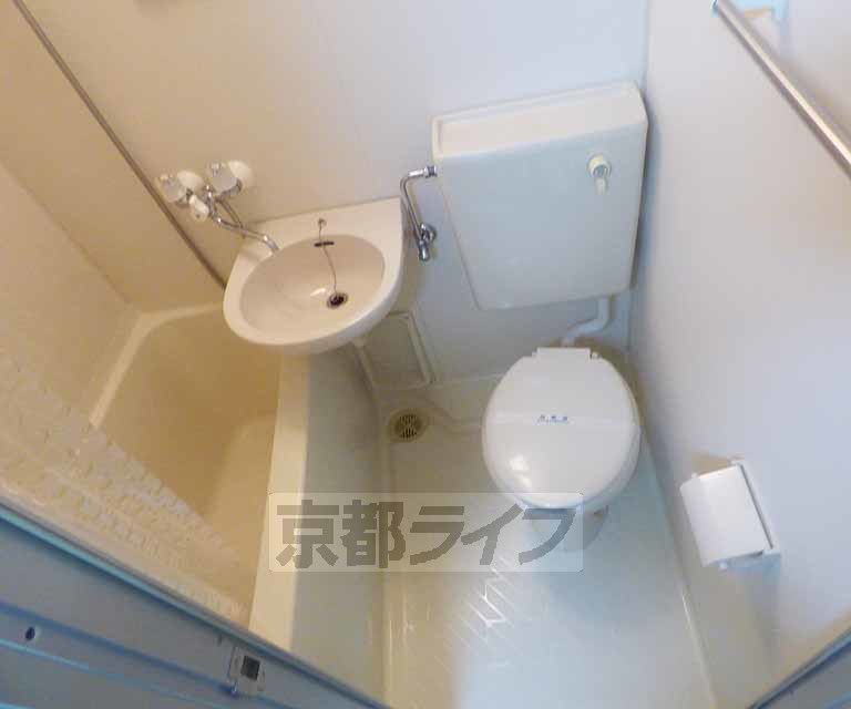 バス・シャワールーム　清潔感があります