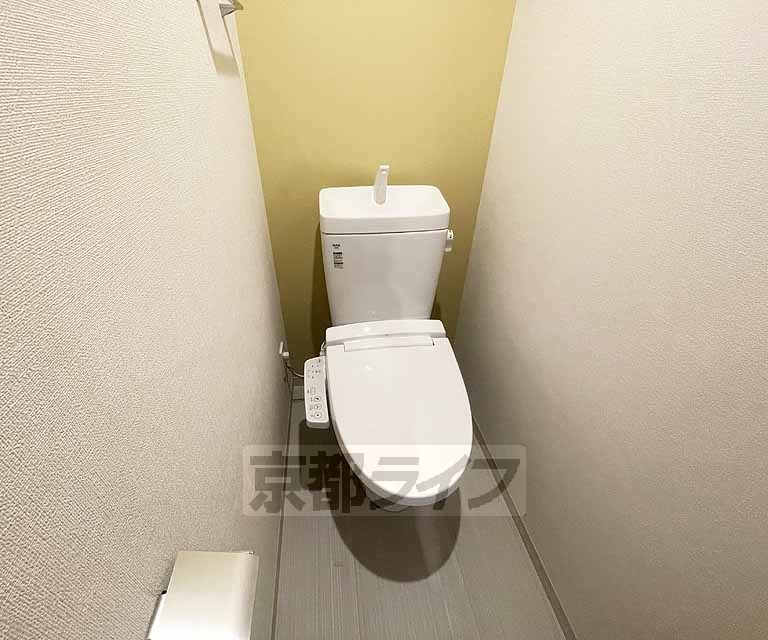 建物外観　・建築中