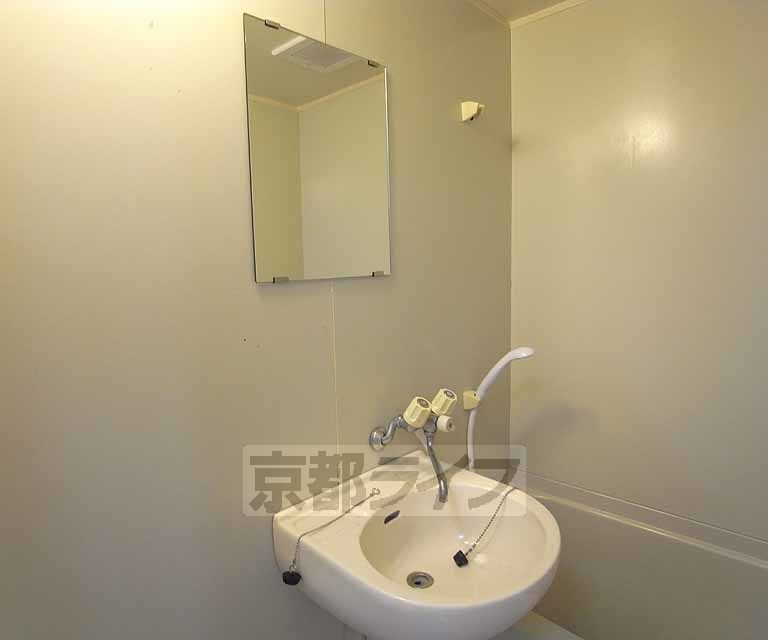 洗面設備　プチ洗面台付き