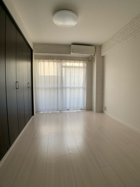 居室・リビング　床色が明るくて綺麗です♪