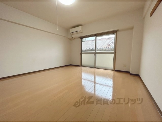 居室・リビング　洋室