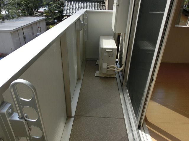 バルコニー　★南向き日当たり良好のバルコニーです★
