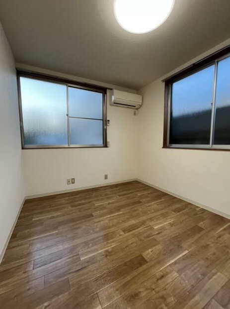 居室・リビング　フローリングです