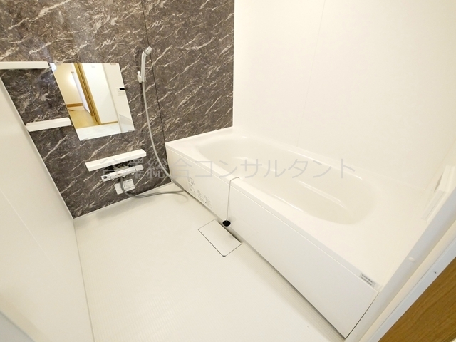 バス・シャワールーム　追い焚き機能、浴室換気乾燥機付