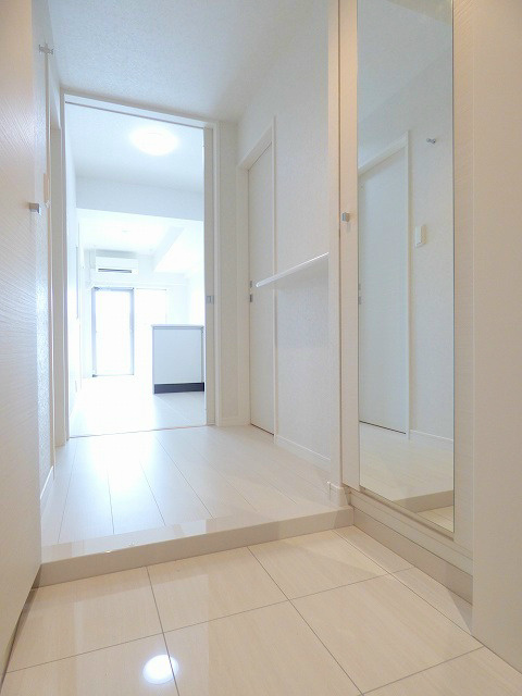 玄関　※写真と異なる場合は現状優先。