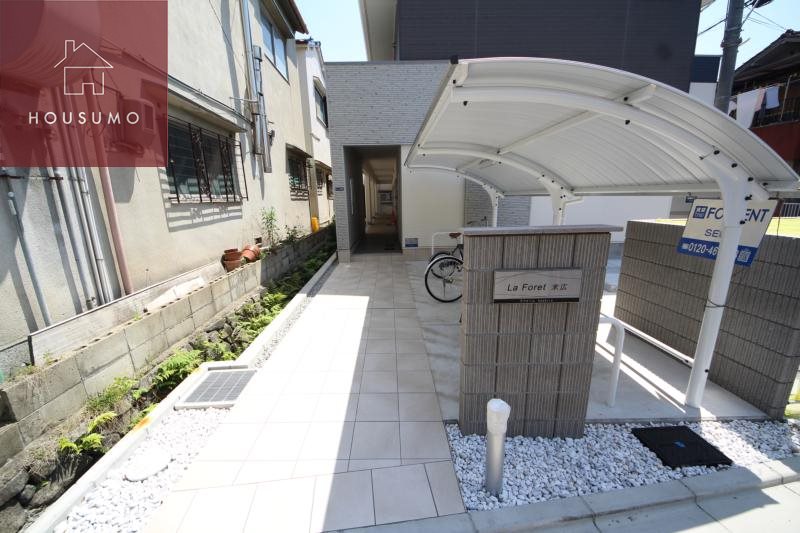 エントランス　清潔なエントランスです