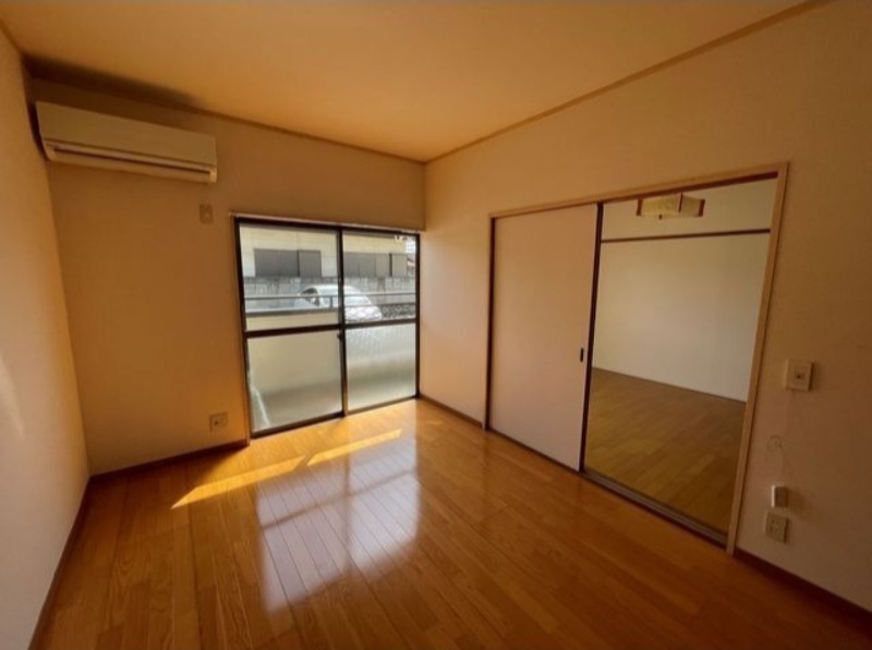 居室・リビング　図面と現状に相違がある場合には現状を優先