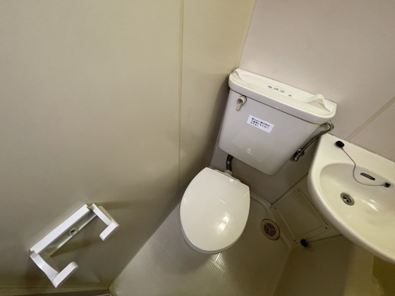 トイレ　※別部屋の写真です