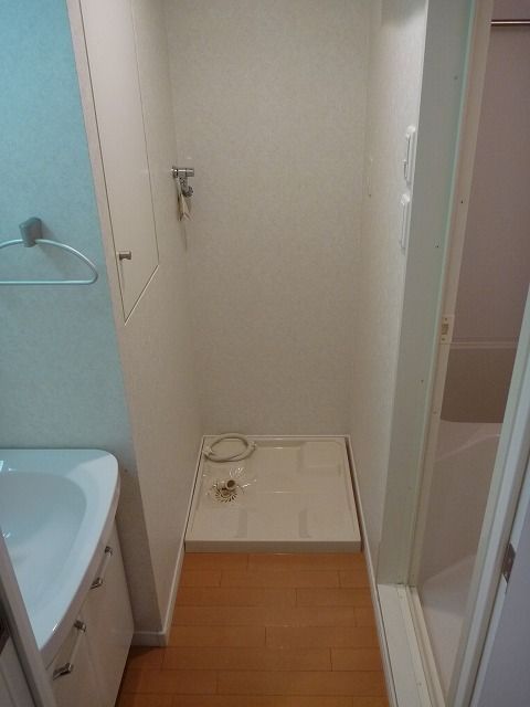 その他設備　洗面所です。※同物件参考写真です。