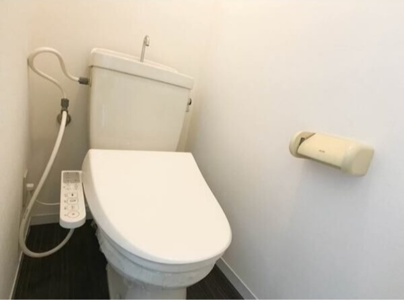 トイレ　図面と現状に相違がある場合には現状を優先