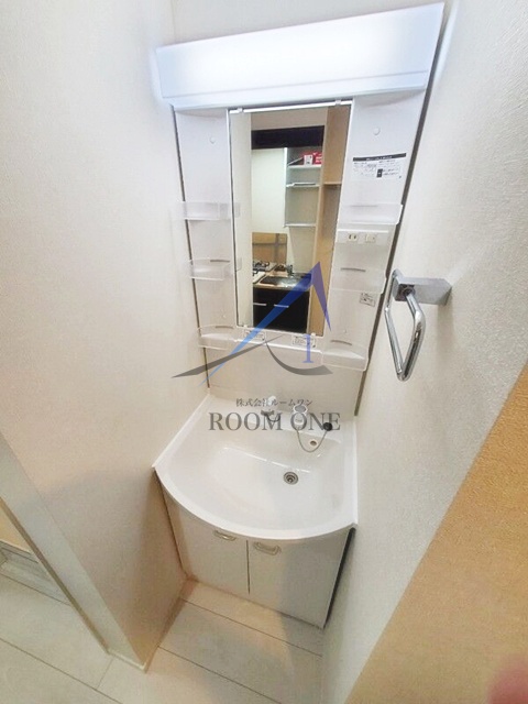 洗面設備　洗面台です。