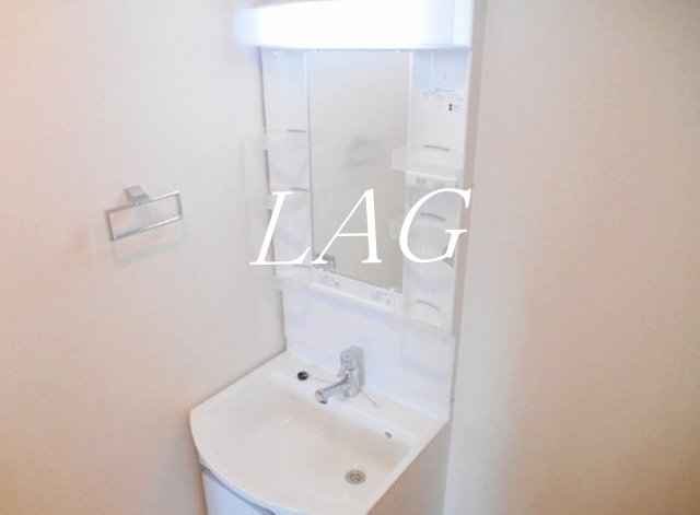 洗面設備　独立洗面台です。