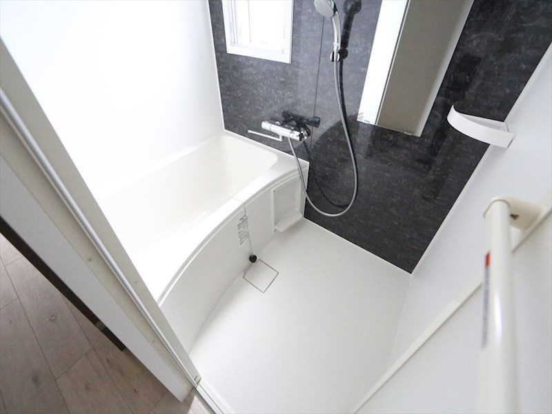 バス・シャワールーム　バスルーム　浴室暖房乾燥機付き