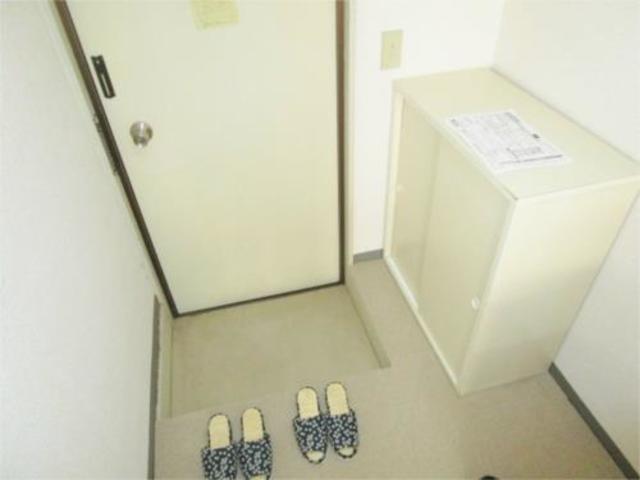 玄関　イメージパース