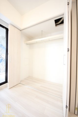 収納　スプランデッド中之島DUE