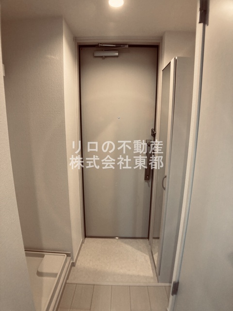 玄関　玄関スペース広めなのでゆったりとお出掛け準備できます♪