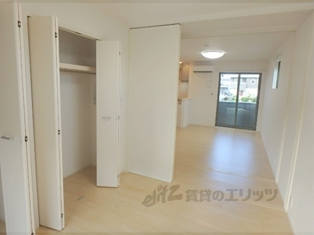 居室・リビング　洋室