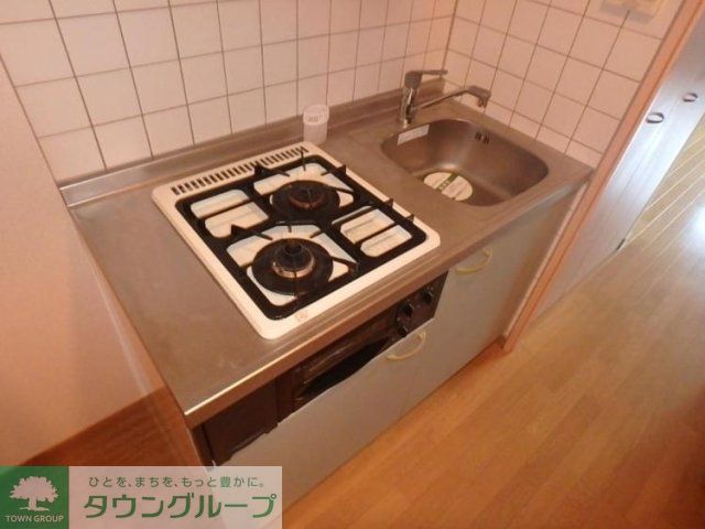 キッチン　システムキッチン（2口ガスコンロ・グリル付）