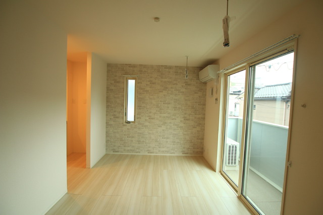 居室・リビング　７．８帖　洋室