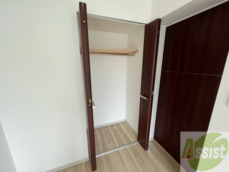 収納　クローゼットがありました。お洋服や荷物はここへ