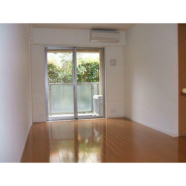 居室・リビング　洋室６．１帖