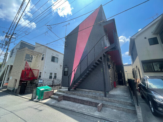 建物外観　便利な商業施設と穏やかな住宅街が調和された好立地